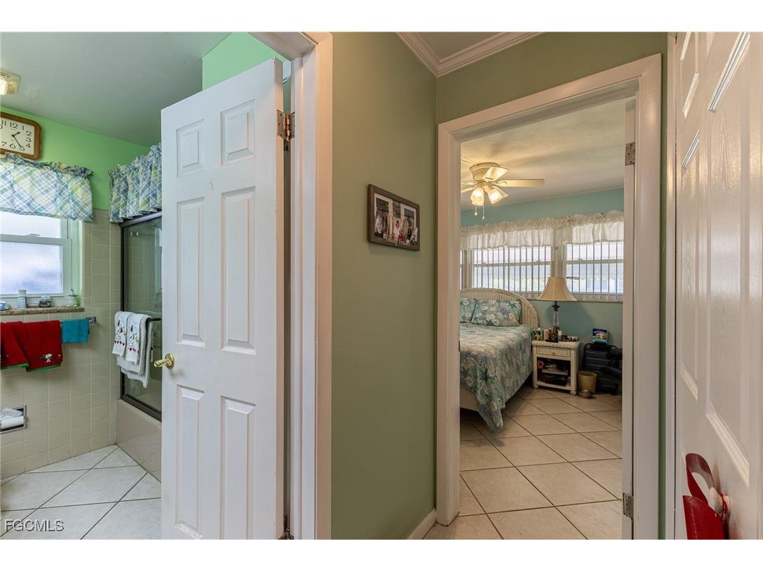 1313 Shelby Parkway Cape Coral FL 33904 2025011627 image22