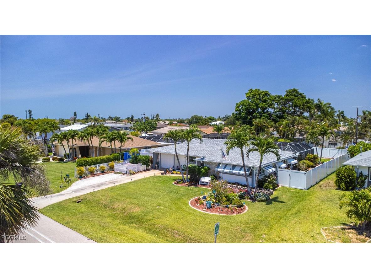 1313 Shelby Parkway Cape Coral FL 33904 2025011627 image3