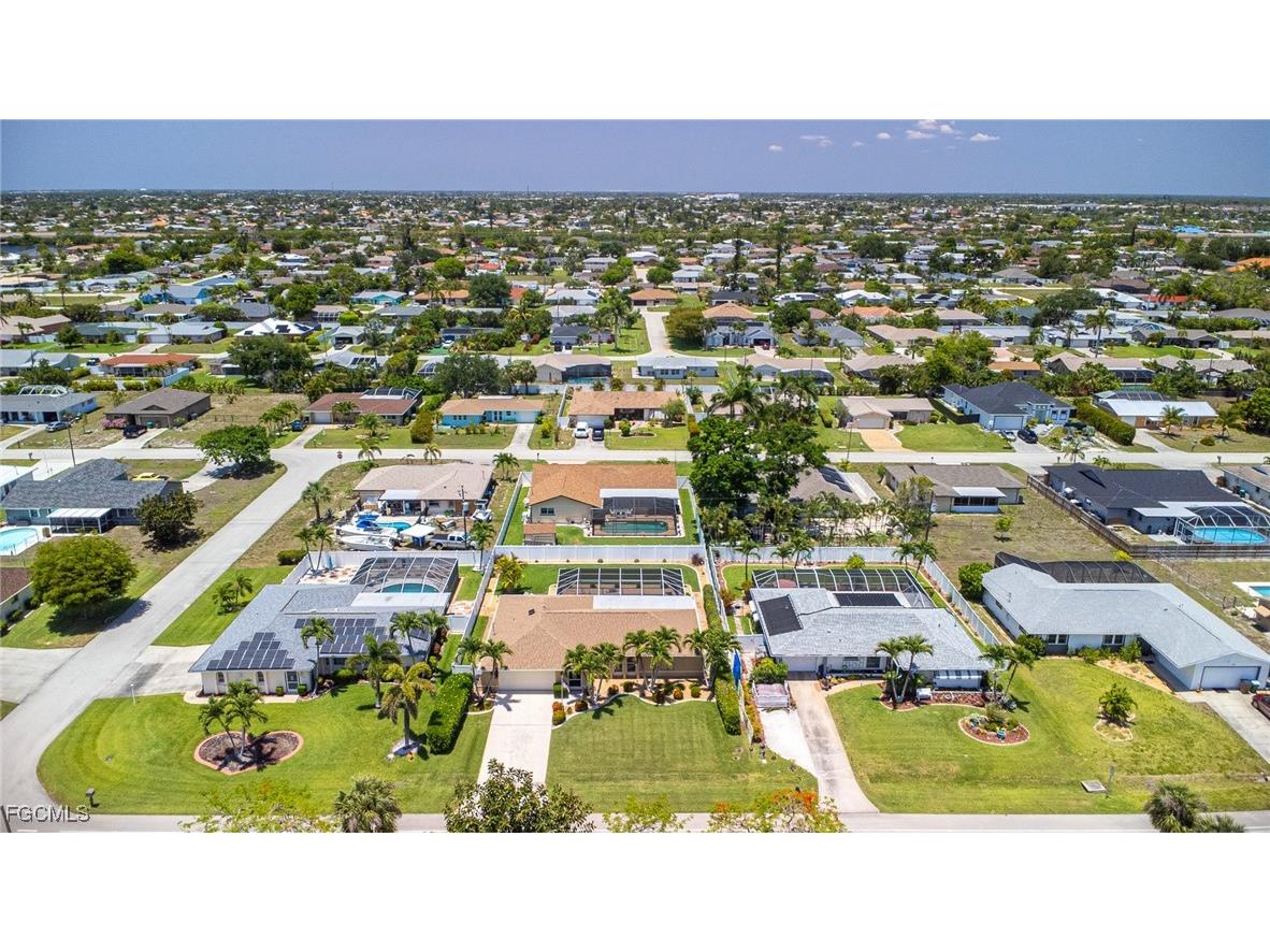 1313 Shelby Parkway Cape Coral FL 33904 2025011627 image9