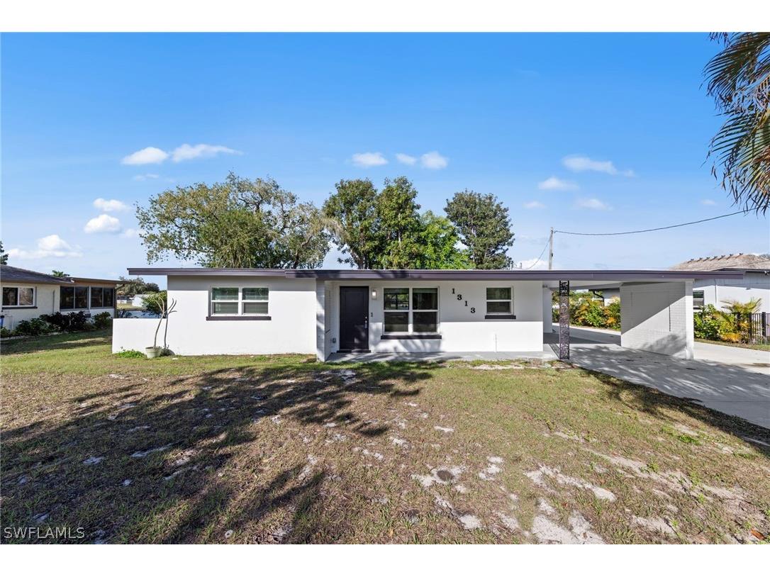 1313 Thompson Street North Fort Myers FL 33903 226009905 image2