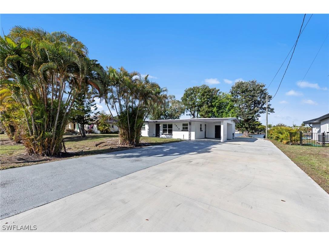 1313 Thompson Street North Fort Myers FL 33903 226009905 image48