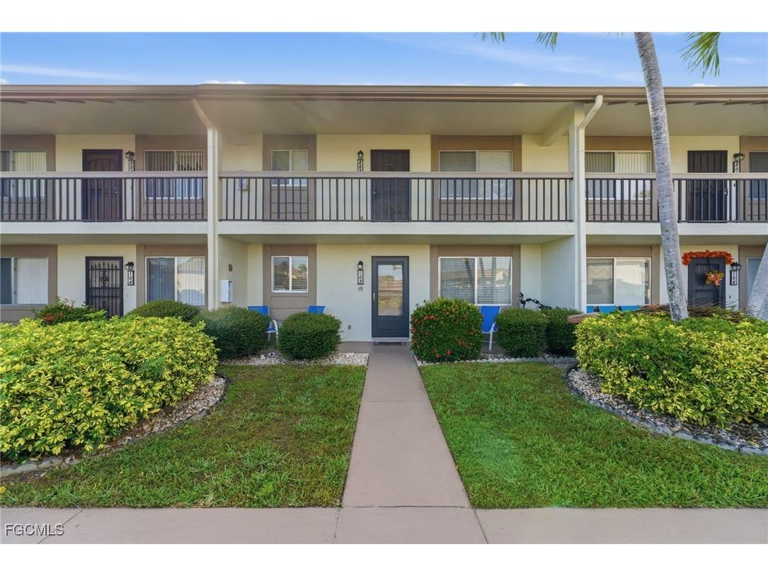 13130 White Marsh Lane #105 Fort Myers FL 33912 2025015910 image1
