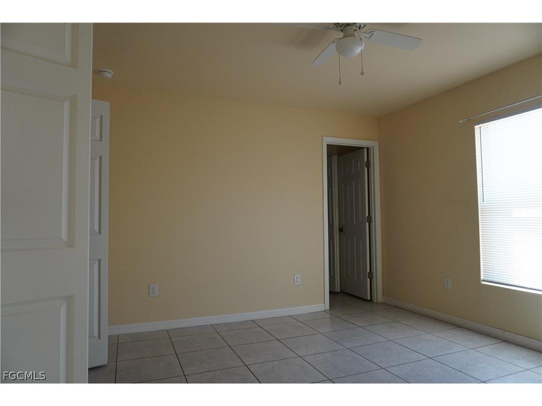 1314/1316 Country Club Boulevard Cape Coral FL 33990 2026007391 image16