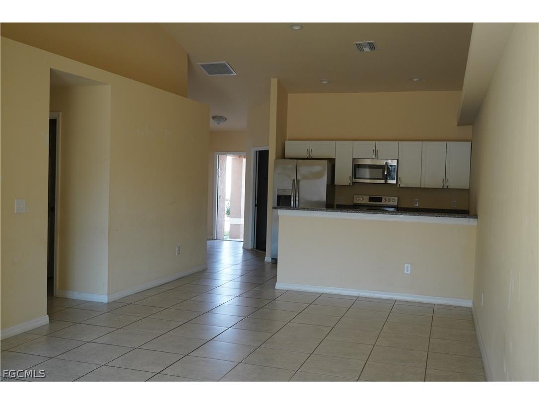 1314/1316 Country Club Boulevard Cape Coral FL 33990 2026007391 image5