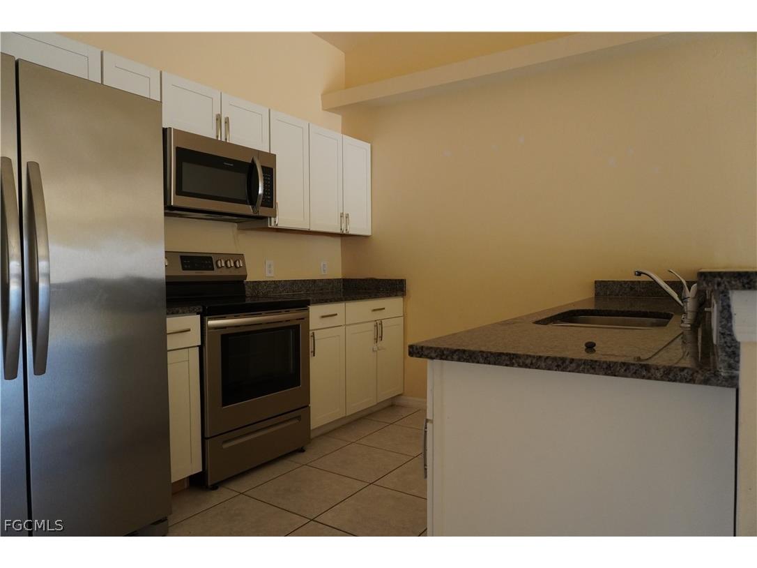 1314/1316 Country Club Boulevard Cape Coral FL 33990 2026007391 image9