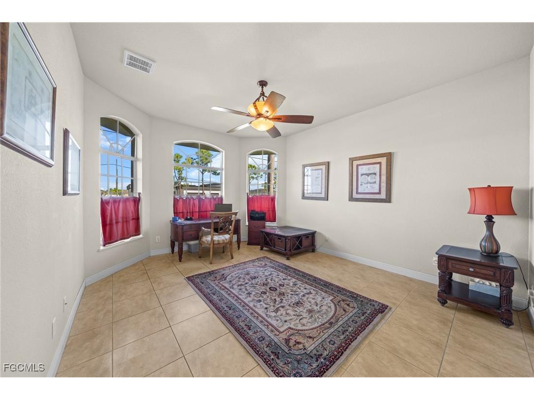 1314 Mohawk Parkway Cape Coral FL 33914 2025021007 image10