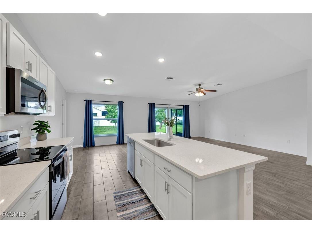 1314 SW 35th Terrace Cape Coral FL 33914 2025010318 image10