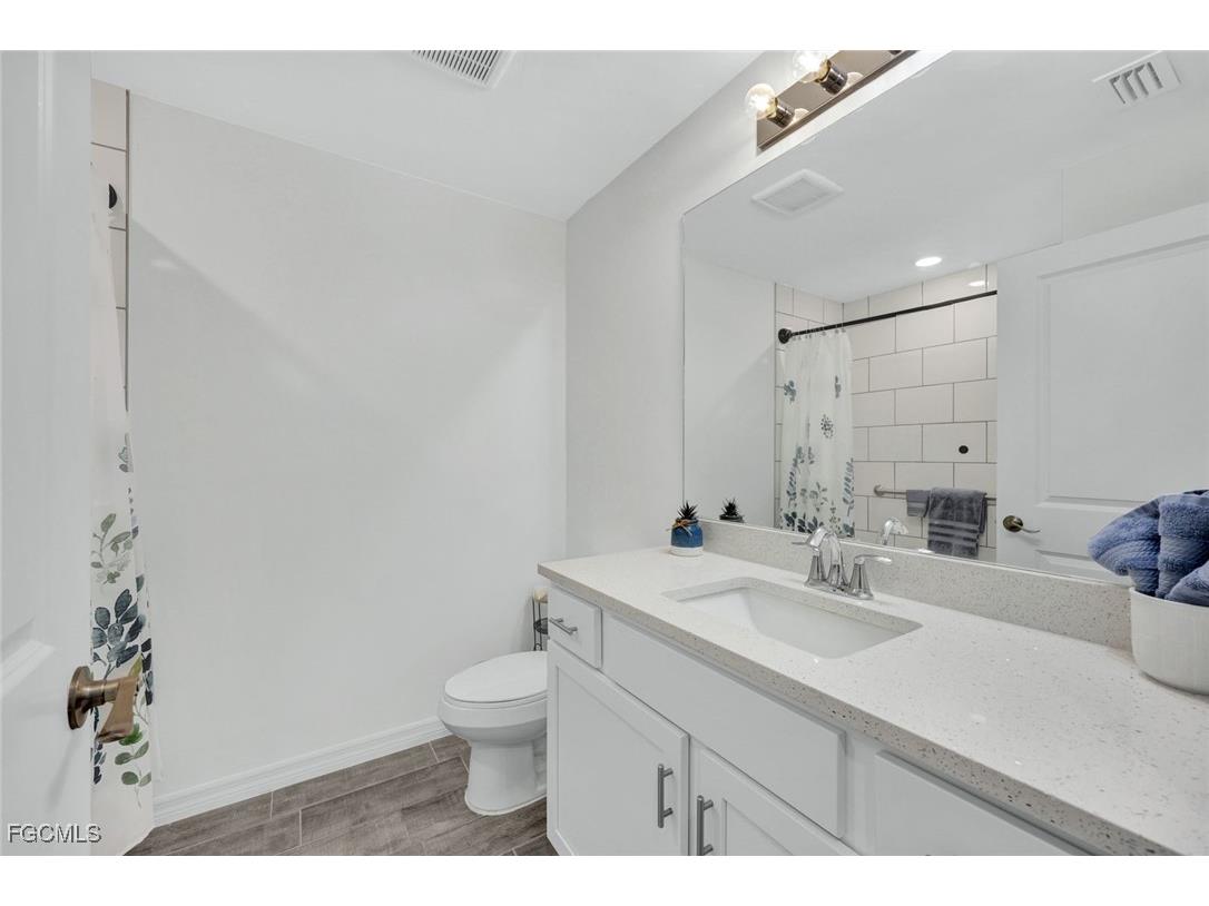 1314 SW 35th Terrace Cape Coral FL 33914 2025010318 image24