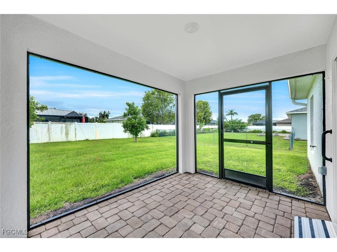 1314 SW 35th Terrace Cape Coral FL 33914 2025010318 image5