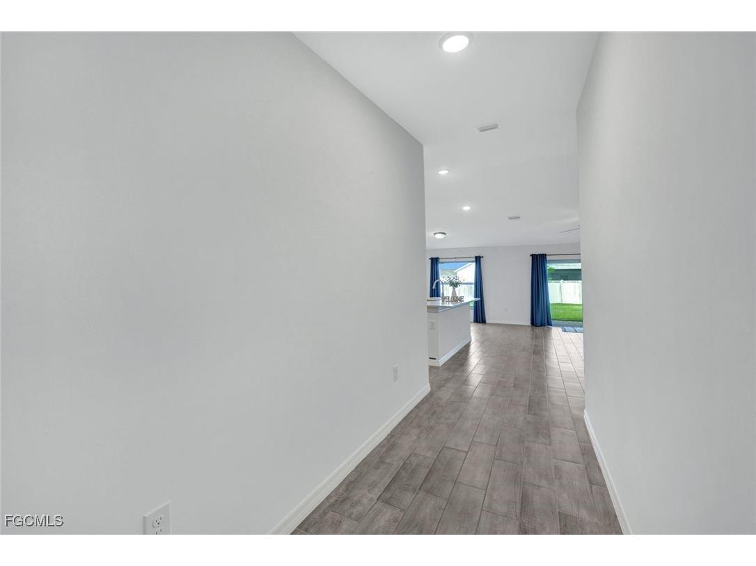 1314 SW 35th Terrace Cape Coral FL 33914 2025010318 image6
