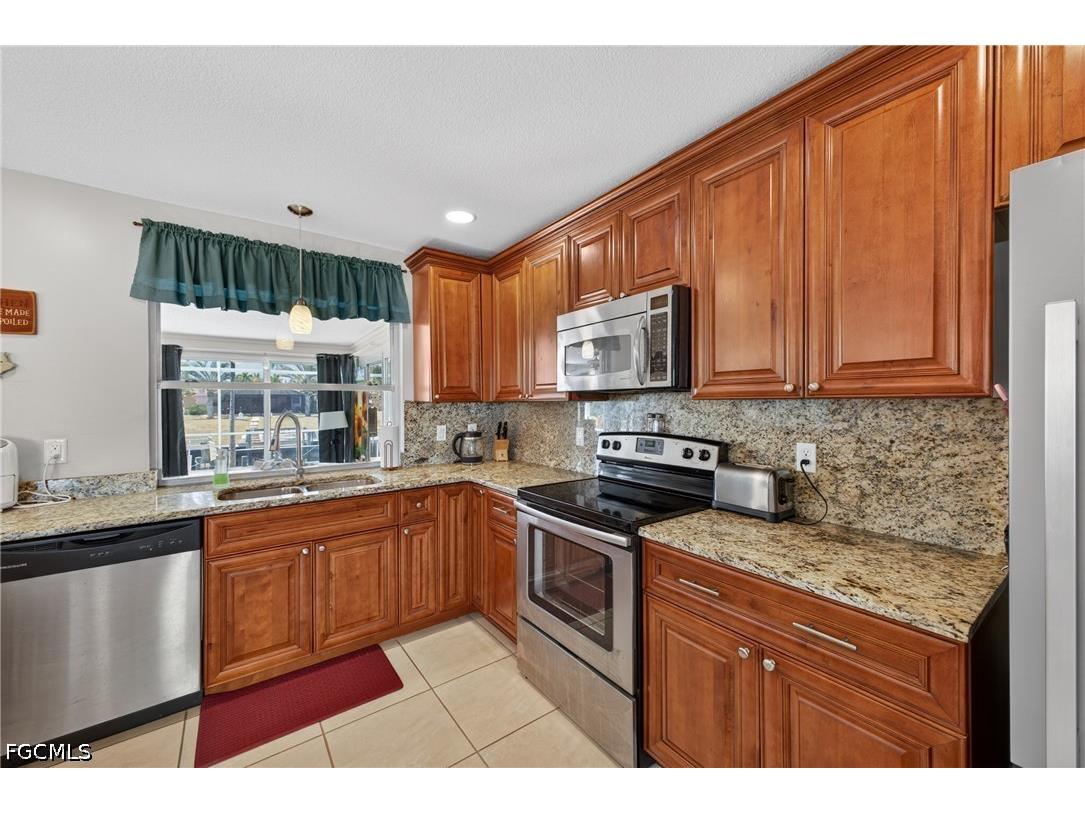 1314 Shelby Parkway Cape Coral FL 33904 2026020063 image11