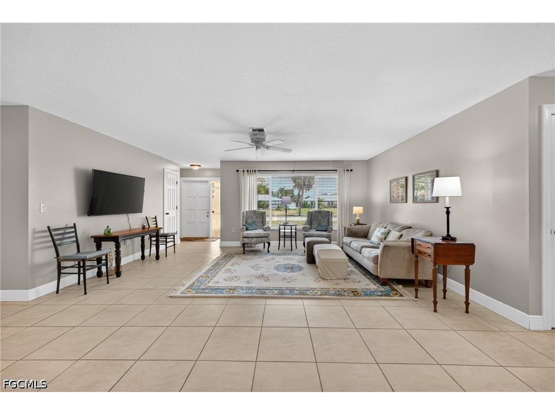 1314 Shelby Parkway Cape Coral FL 33904 2026020063 image7