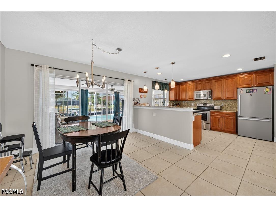 1314 Shelby Parkway Cape Coral FL 33904 2026020063 image9
