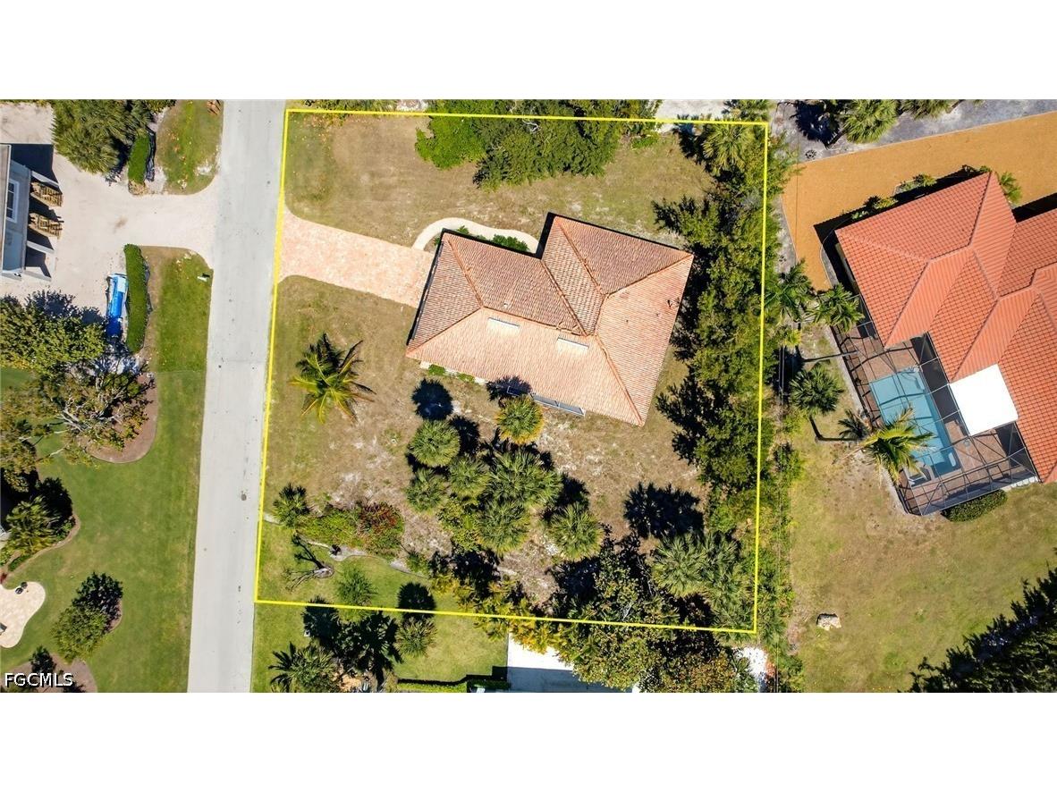 1314 Tahiti Drive Sanibel FL 33957 2026013575 image13