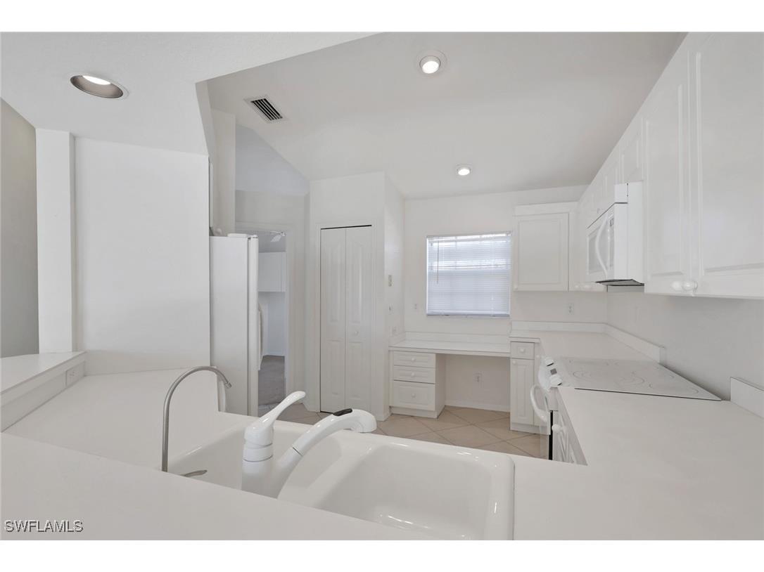 13140 Hamilton Harbour Drive #F10 Naples FL 34110 226004553 image5