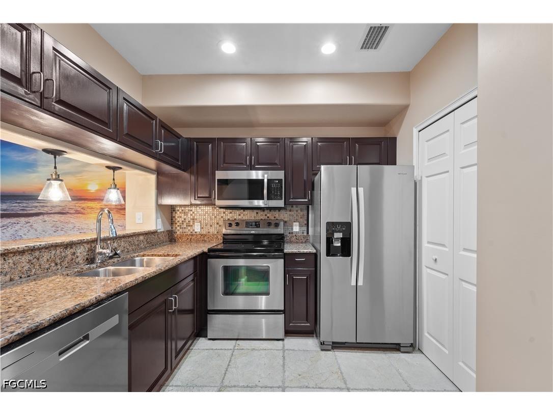 13141 Bella Casa Circle #3177 Fort Myers FL 33966 2026020556 image4