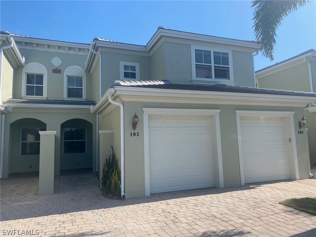 1315 Mariposa Circle #102 Naples FL 34105 224037495 image1