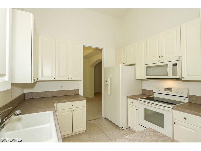 1315 Mariposa Circle #2-204 Naples FL 34105 226020234 image7