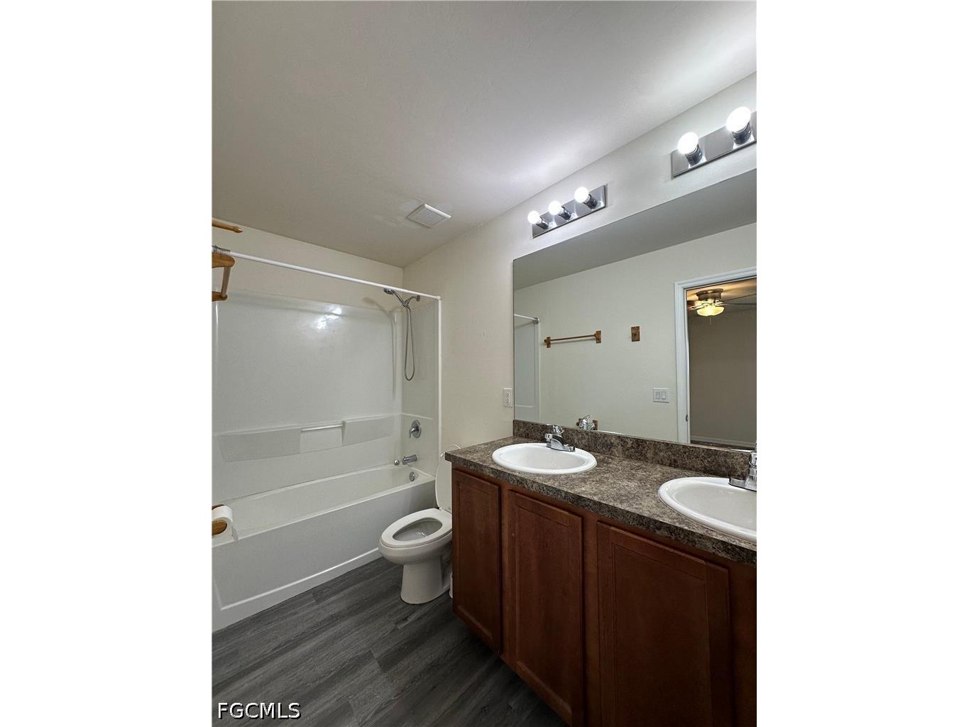 1315 NW 15th Avenue Cape Coral FL 33993 2026021961 image16