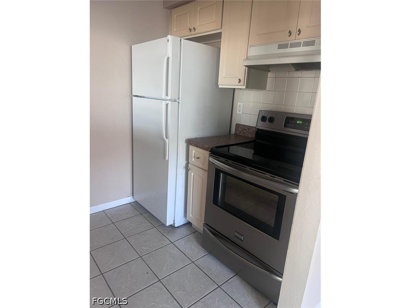 1315 SE 24th Avenue Cape Coral FL 33990 2026020198 image4