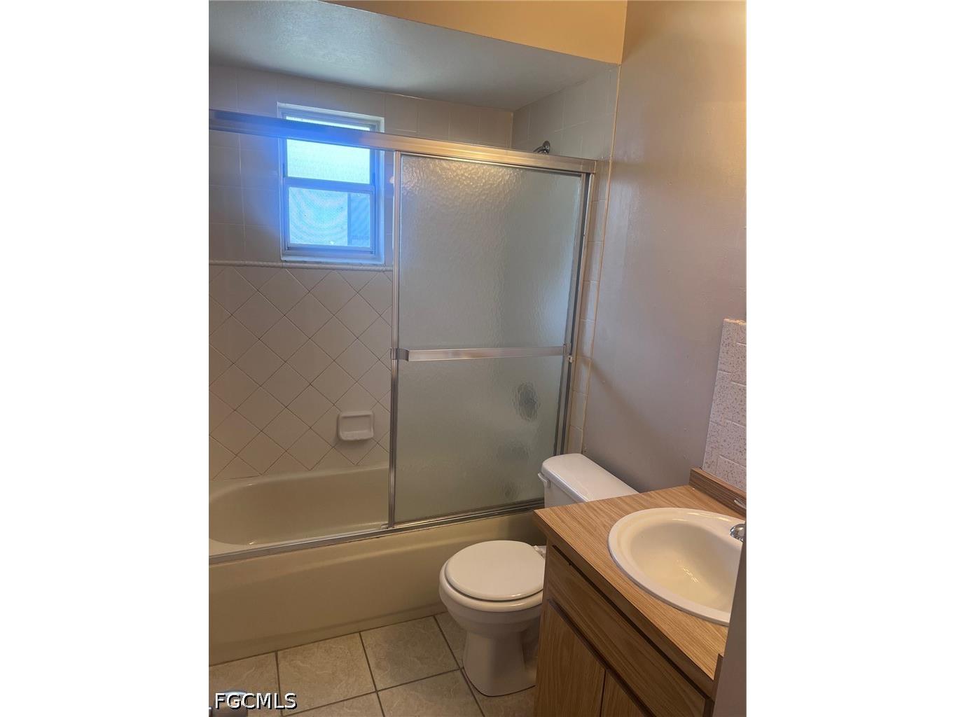 1315 SE 24th Avenue Cape Coral FL 33990 2026020198 image7