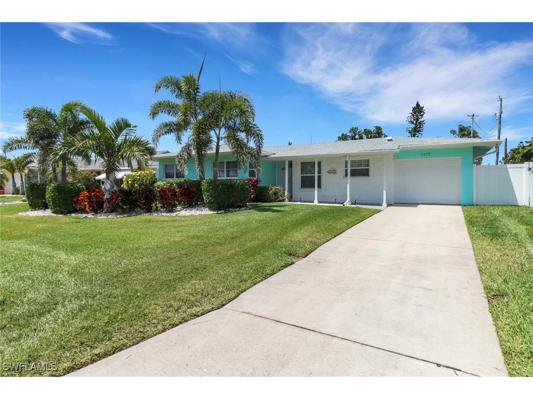 1315 SE 44th Terrace Cape Coral FL 33904 225006303 image2