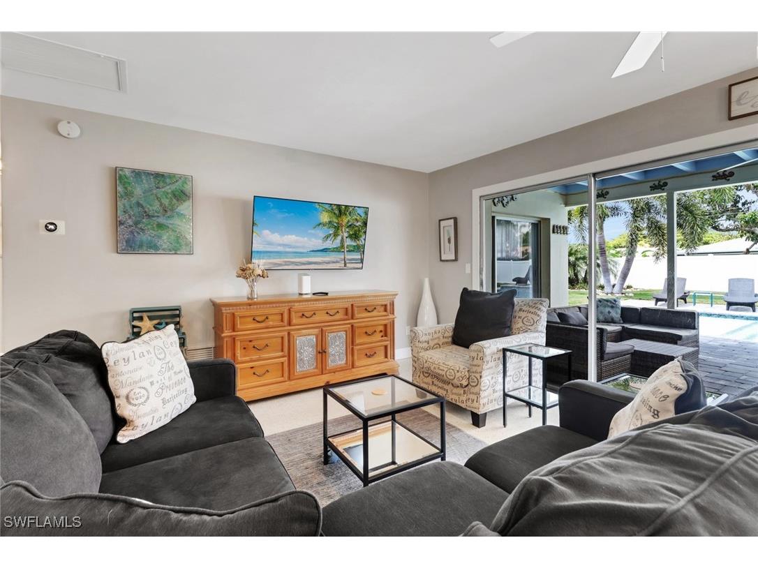 1315 SE 44th Terrace Cape Coral FL 33904 225006303 image3
