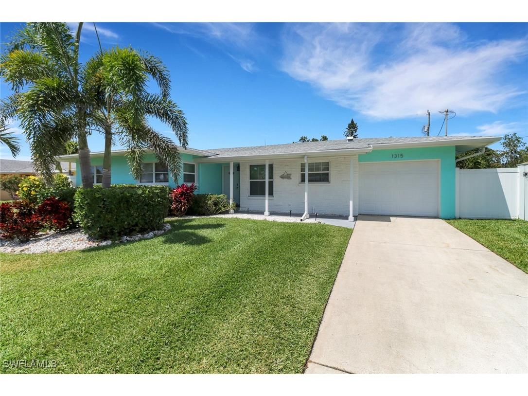 1315 SE 44th Terrace Cape Coral FL 33904 225006303 image46