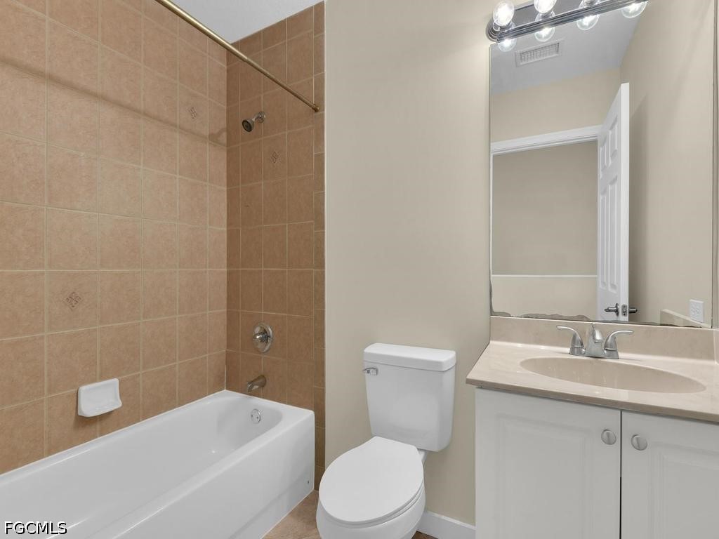 13150 Broadhurst Loop #203 Fort Myers FL 33919 2026019713 image18