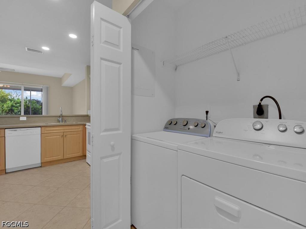 13150 Broadhurst Loop #203 Fort Myers FL 33919 2026019713 image7