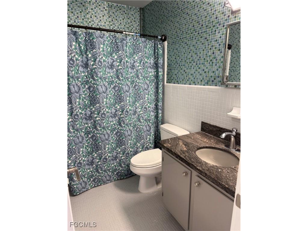 13150 Kings Point Drive #15C Fort Myers FL 33919 2025016628 image11