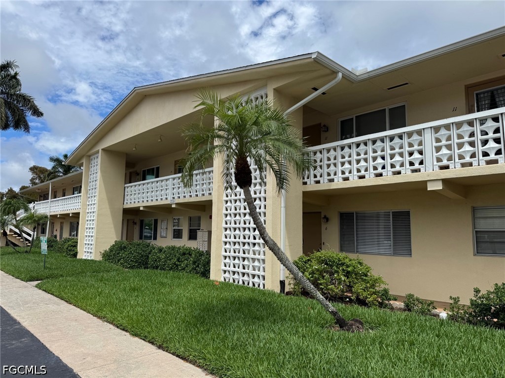 13151 Kings Point Drive #6A Fort Myers FL 33919 2026016302 image1