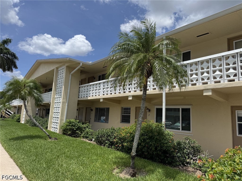 13151 Kings Point Drive #7A Fort Myers FL 33919 2026023615 image1