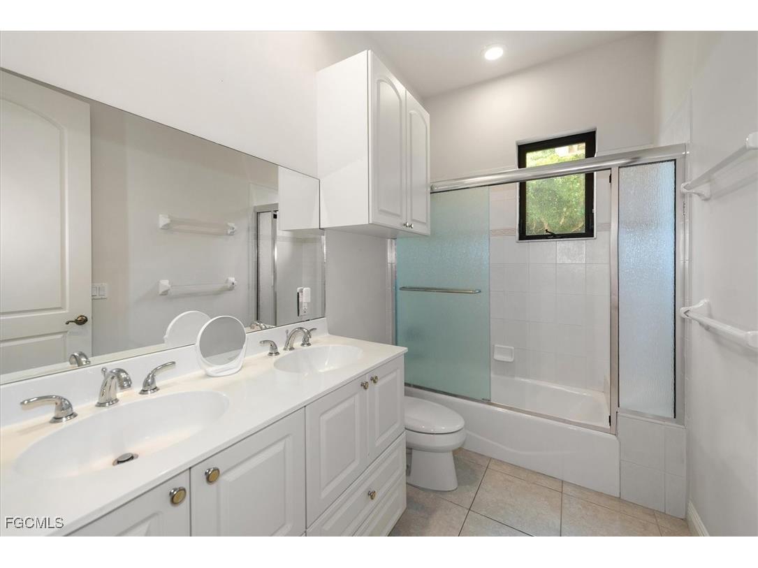 1316 Eagle Run Drive Sanibel FL 33957 2025004967 image22