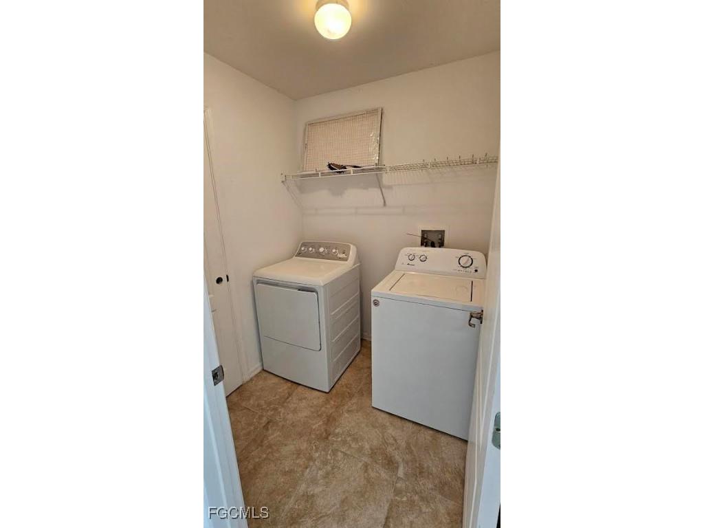 1316 NE 16th Place Cape Coral FL 33909 2025016522 image9