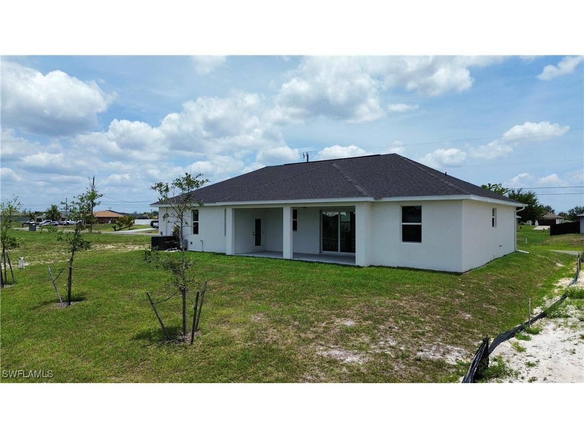 1316 NE 1st Place Cape Coral FL 33909 225079907 image4