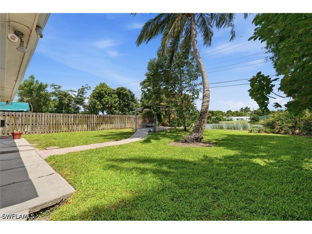 1316 Rordon Avenue Naples FL 34103 226023249 image30