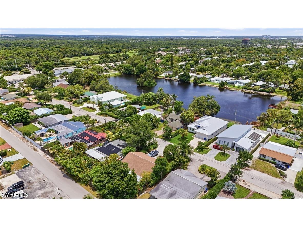 1316 Rordon Avenue Naples FL 34103 226023249 image4