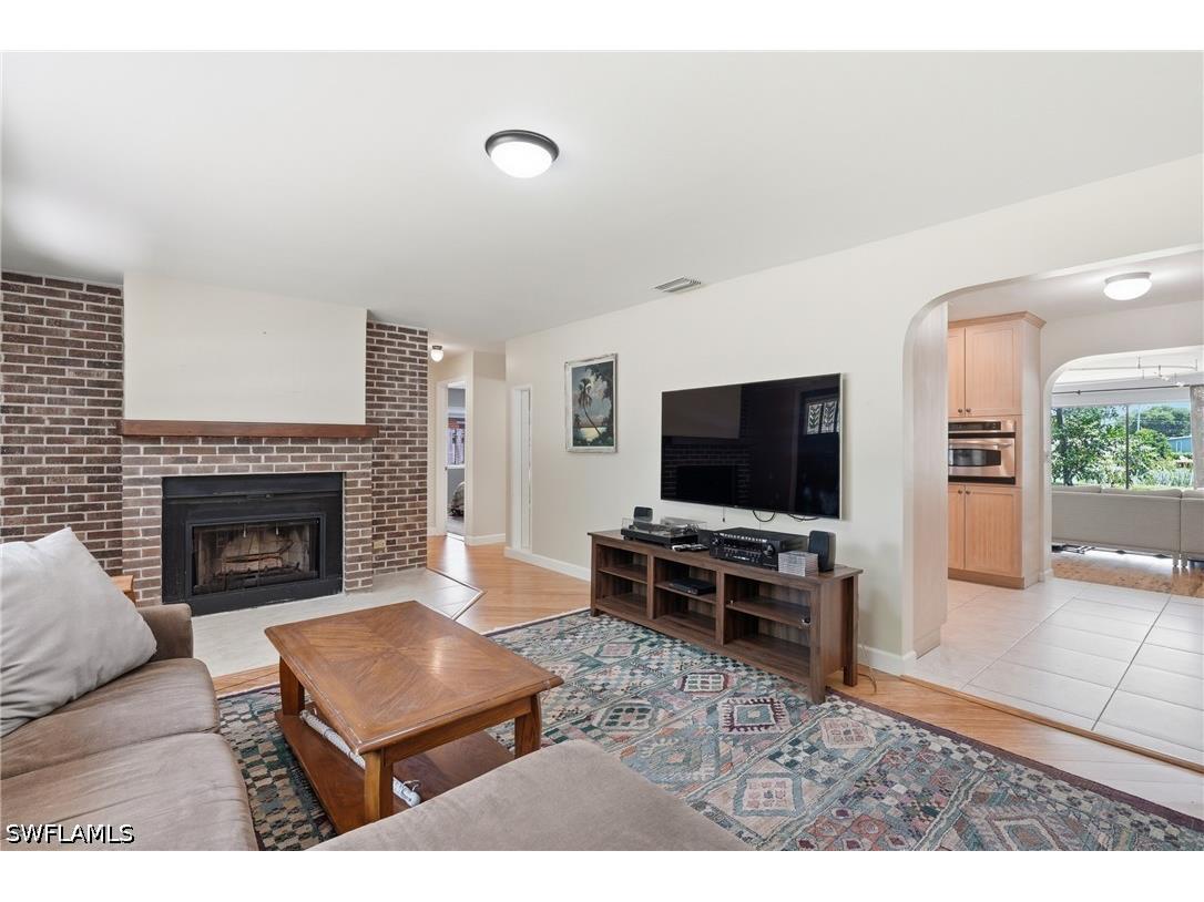 1316 Rordon Avenue Naples FL 34103 226023249 image9