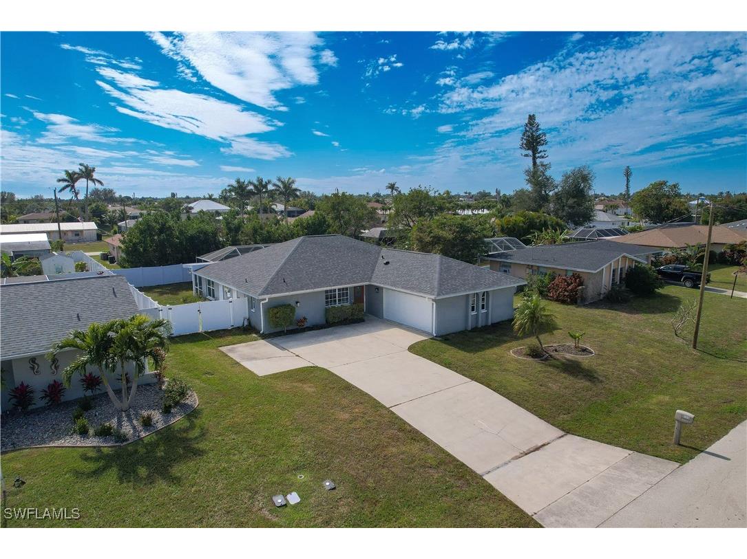 1316 SE 28th Terrace Cape Coral FL 33904 225010310 image1