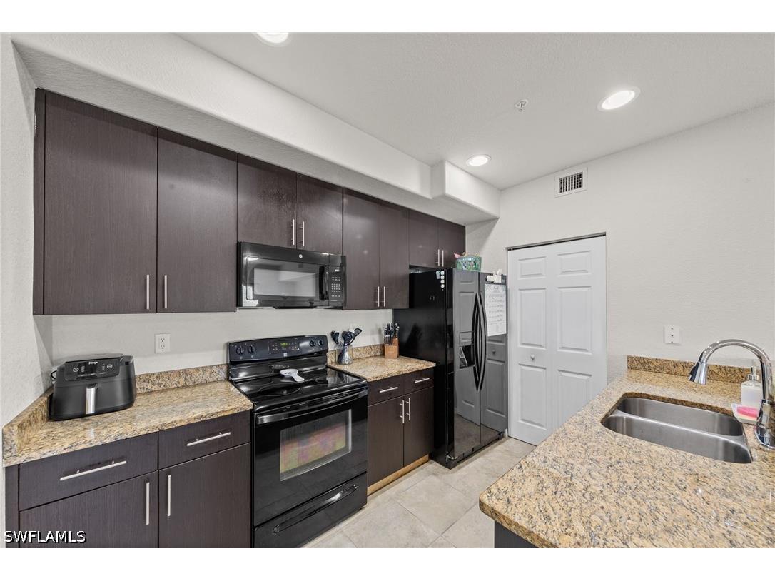 13160 Bella Casa Circle #2111 Fort Myers FL 33966 226014280 image8