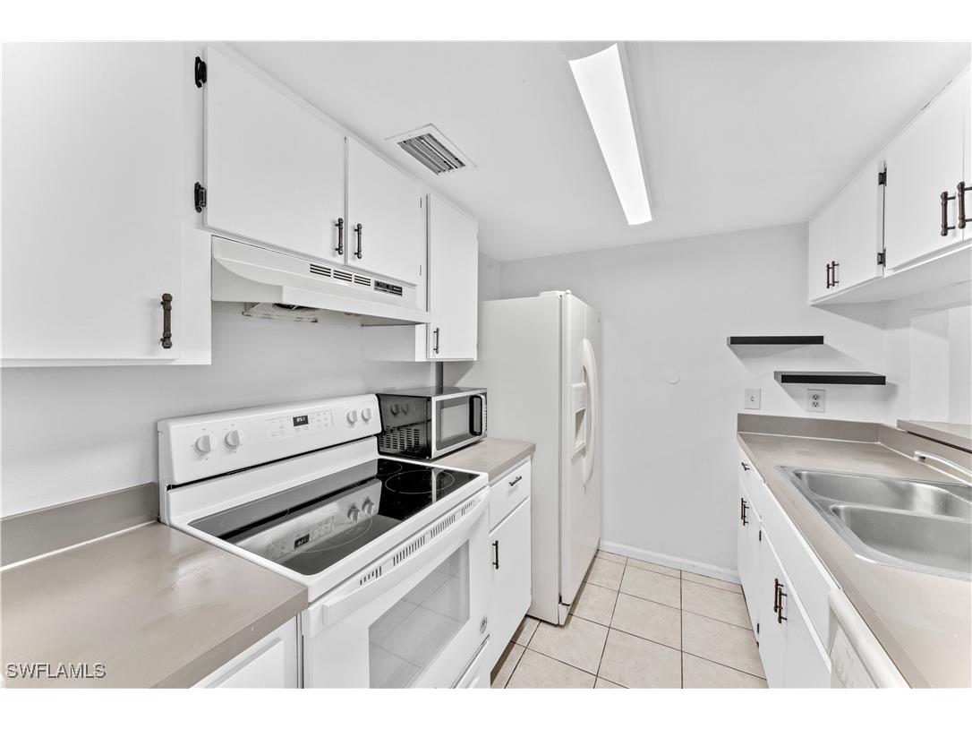 13160 Kings Point Drive #4 Fort Myers FL 33919 225056563 image8