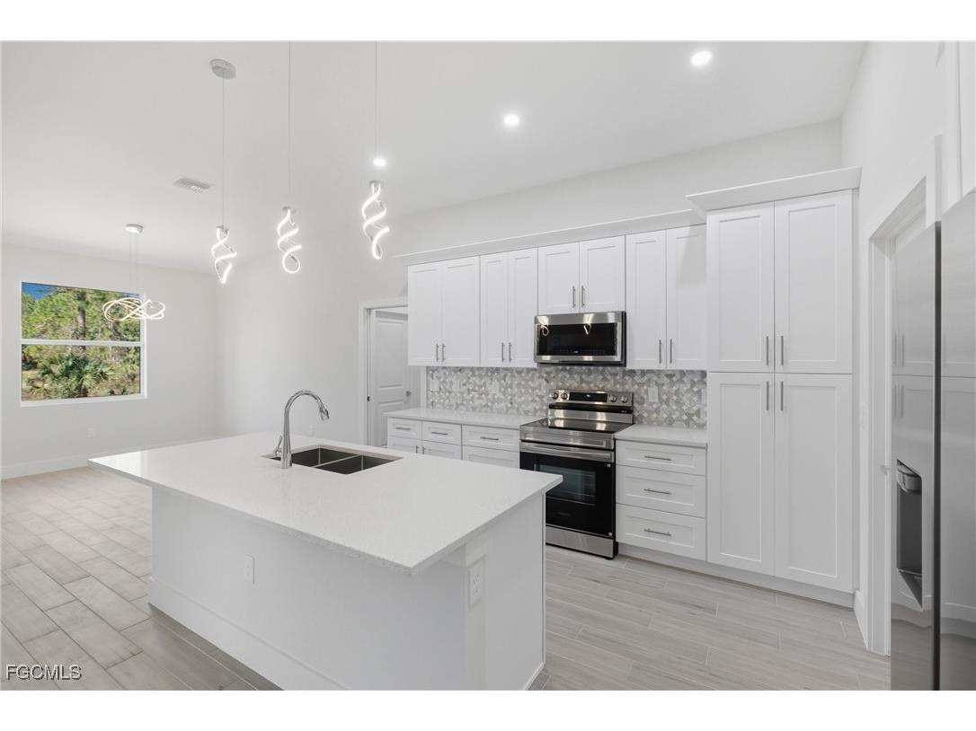 1317 Cortez Avenue Lehigh Acres FL 33972 2025014791 image18