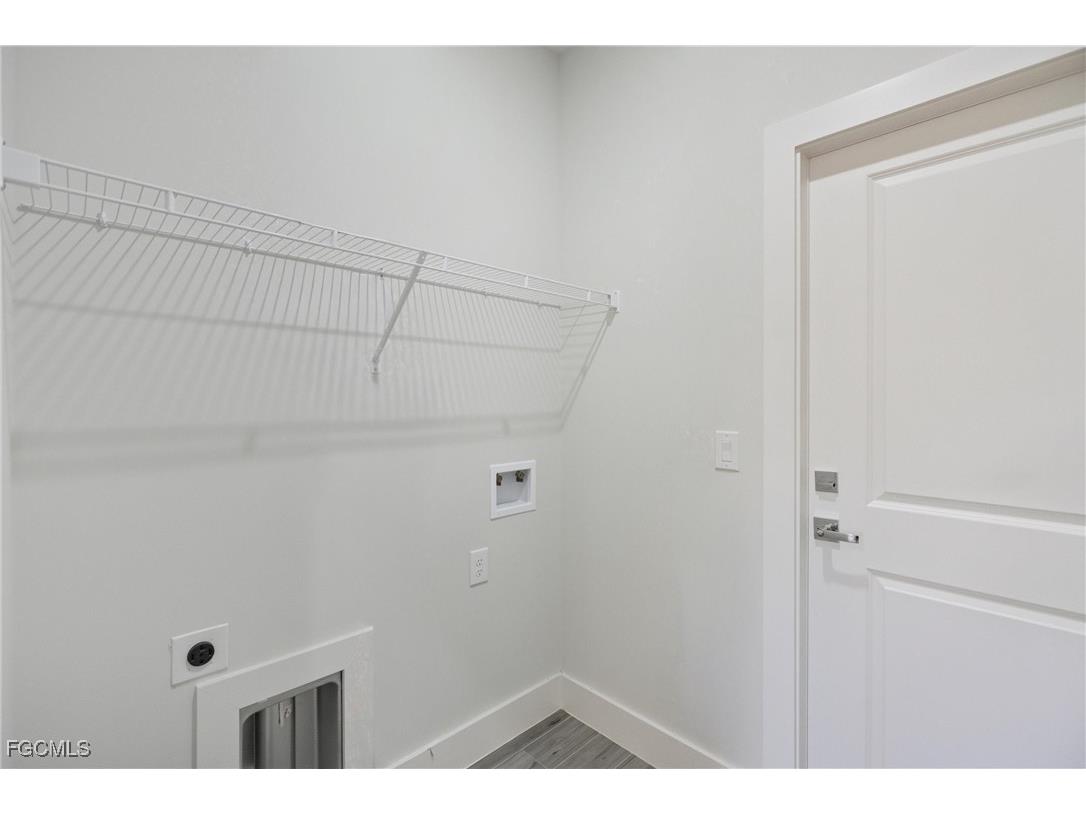 1317 Cortez Avenue Lehigh Acres FL 33972 2025014791 image44