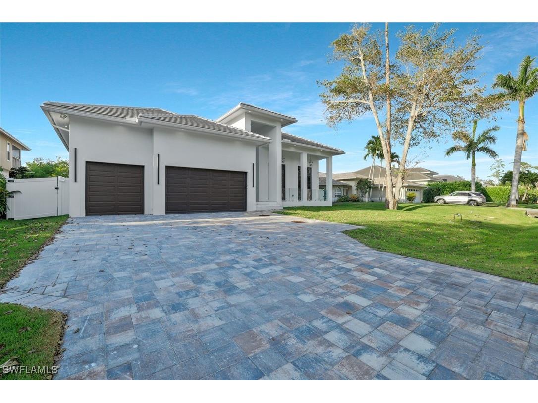 1317 Cypress Woods Drive Naples FL 34103 225076400 image1