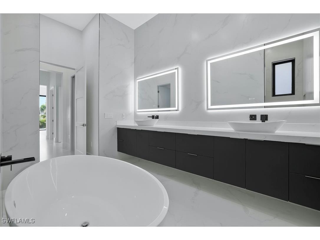 1317 Cypress Woods Drive Naples FL 34103 225076400 image9