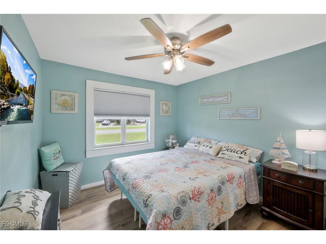 1317 Everest Parkway Cape Coral FL 33904 2025010980 image21