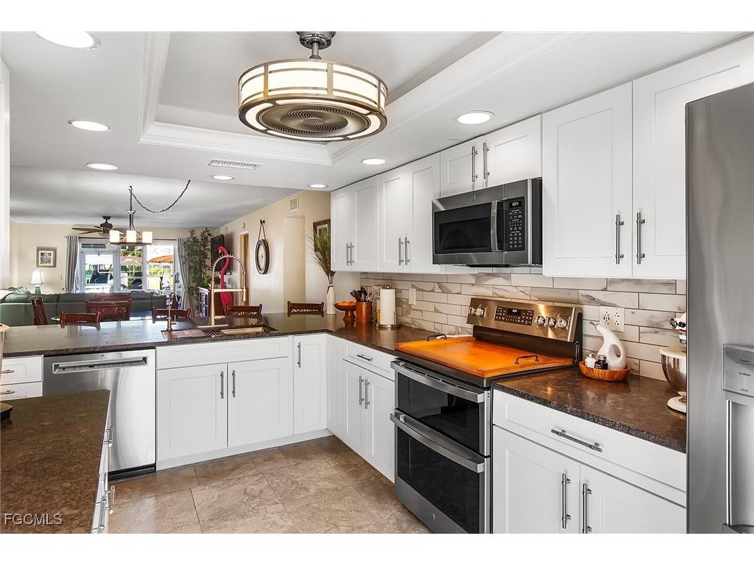 1317 SE 46th Lane #104 Cape Coral FL 33904 2025024979 image23