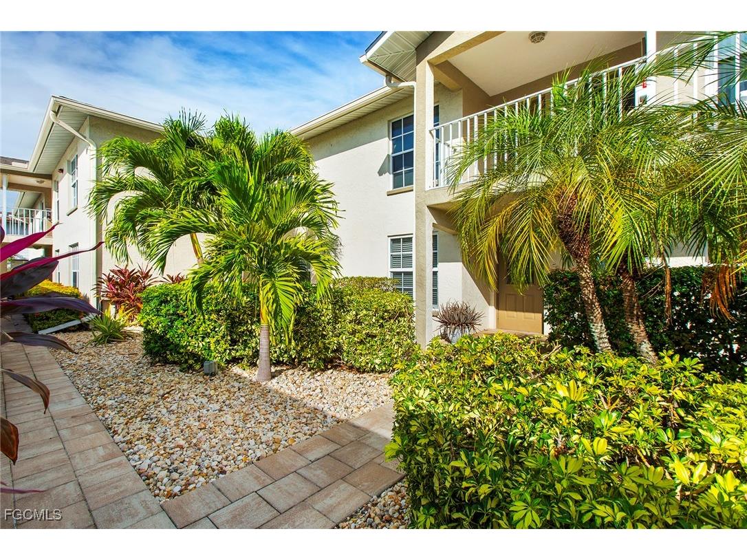 1317 SE 46th Lane #104 Cape Coral FL 33904 2025024979 image3
