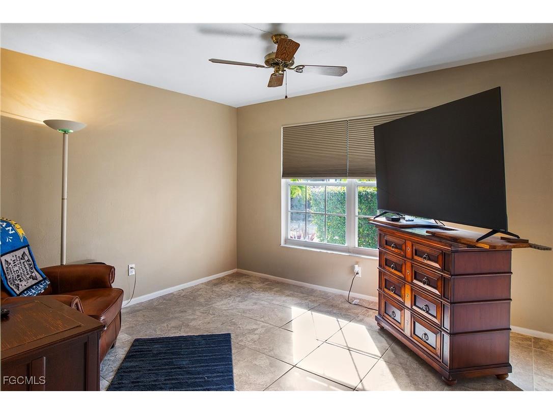 1317 SE 46th Lane #104 Cape Coral FL 33904 2025024979 image30